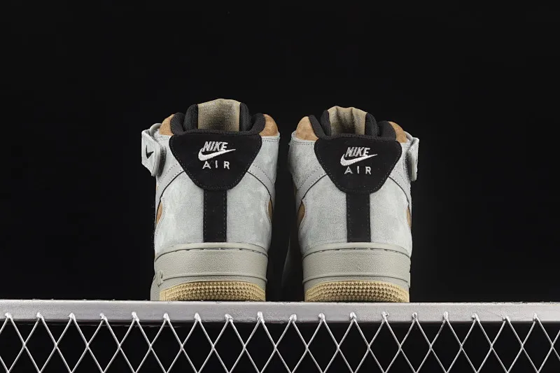 All categories Nk Air Force 1 Air Force series Nk Air Force 1 Mid Air Force mid-top Nk Air Force 1'07 Mid "Christmas" Christmas tree theme color Air Force 1 low-top casual sneakers CQ5059-118
